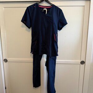 Nurse Scrub Set Koi Lite, V-Neck Top Slim Fit Petite Jogger Pants P-M